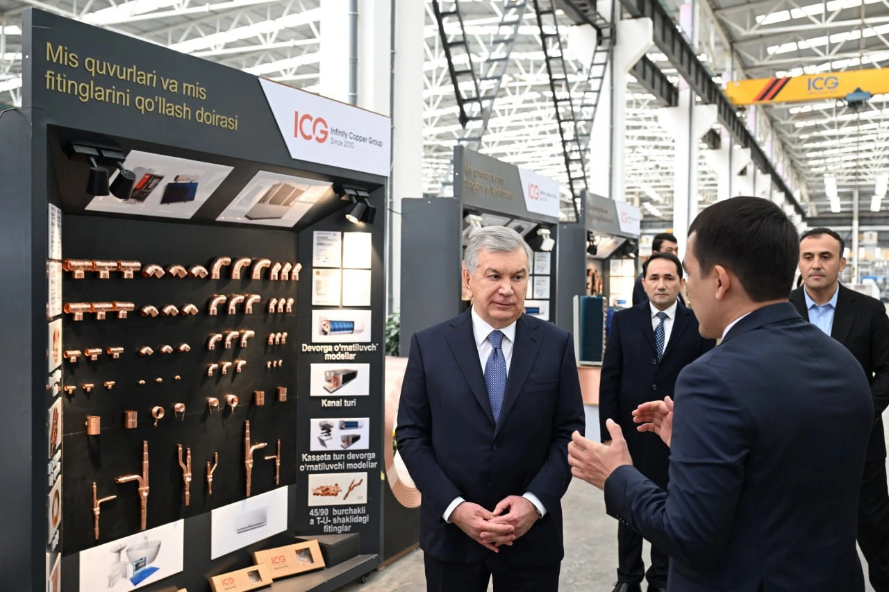 President Shavkat Mirziyoyev visiting Infinity Copper Group’s copper production facility in Ahangaran